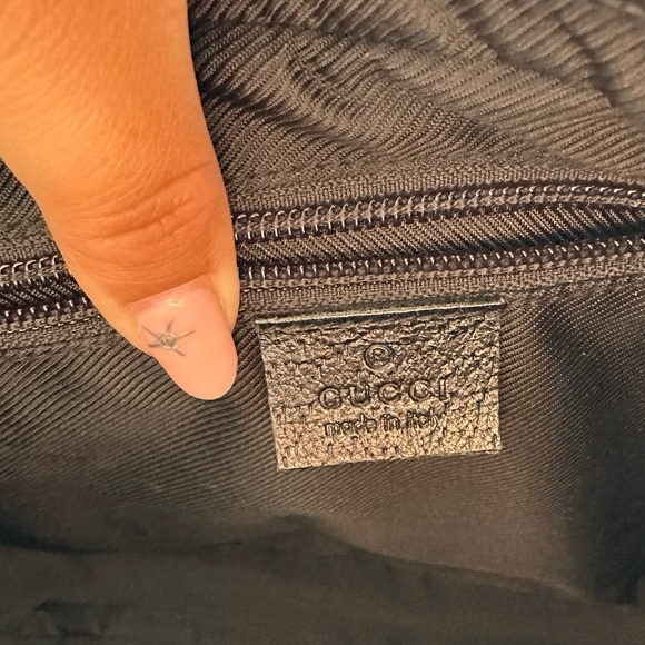 Gucci Black Shoulder Hobo Bag - Picture 6 of 7